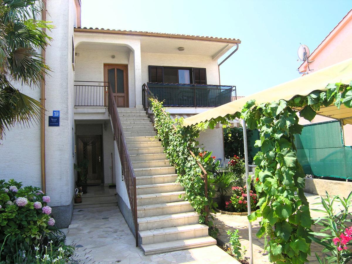Apartman Braut Veglia Exterior foto